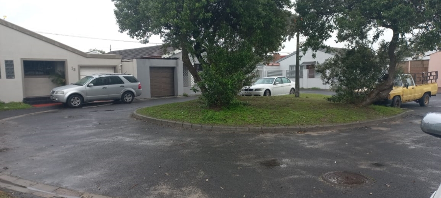 5 Bedroom Property for Sale in Wetton Western Cape